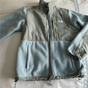 North face women’s light blue and gray fleece. Women’s M